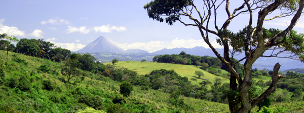 The 62-acre development has good views of the lake and many of the 29 lots have views of the Arenal Volcano.